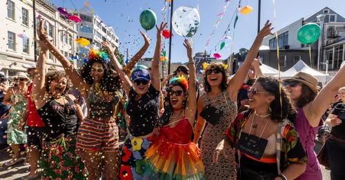 Celebrating this week's initiation of collective bargaining (negotiating with the company for the Living Wage) with Resene workers 